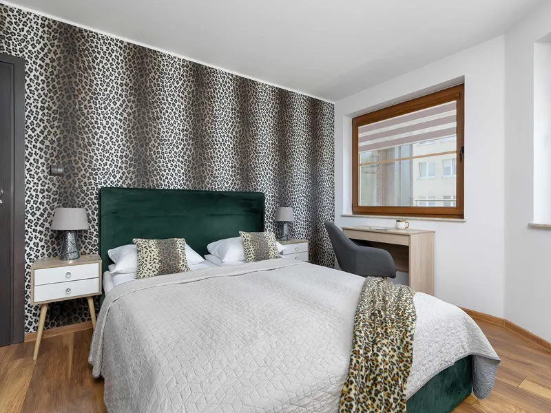 Rodzinny Apartament w Centrum | Balkon | 700 m od Plaży – zdjęcie 1