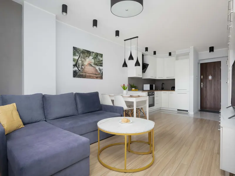 Air Conditioned Apartment in Center | Balcony – photo 1