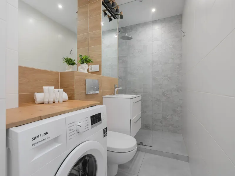 Air Conditioned Apartment in Center | Balcony – photo 4