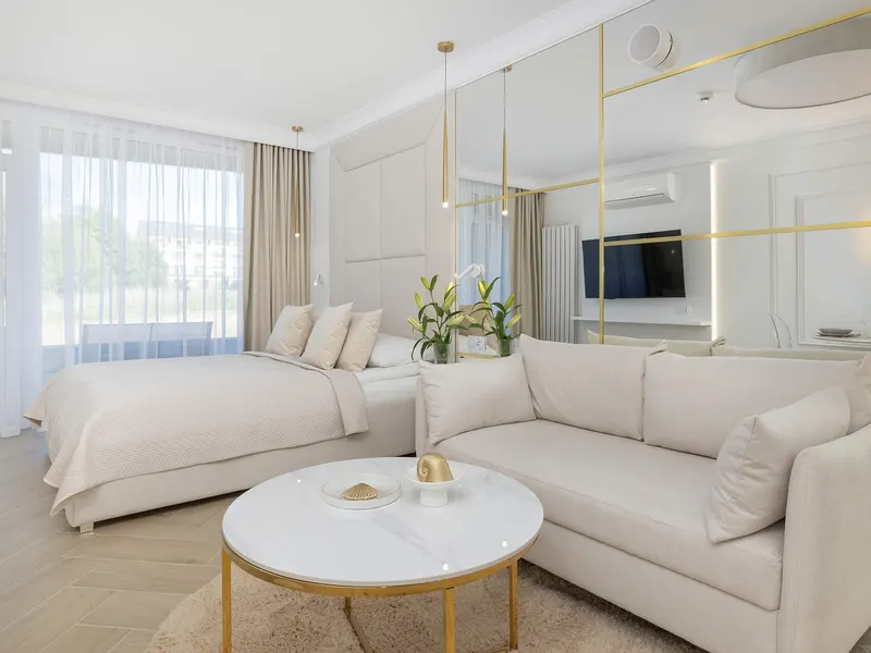 Elegant Studio with Terrace, Close to the Sea by Noclegi Renters – photo 2