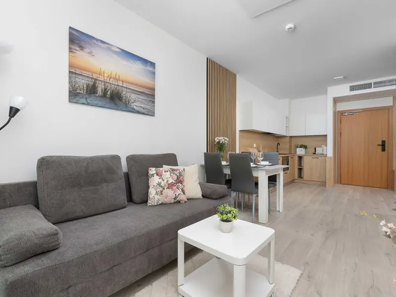 Air-Conditioned Apartment | Pool | Parking – photo 3