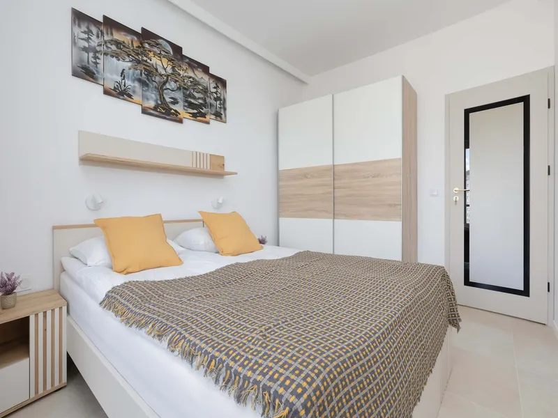 Family Apartment with Terrace | 2 Bedrooms | Balcony – photo 3