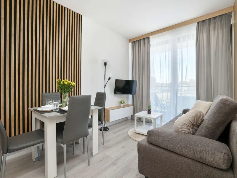 Wohnung mit Parkplatz und Balkon | Klimaanlage | In Strandnähe – Foto 1