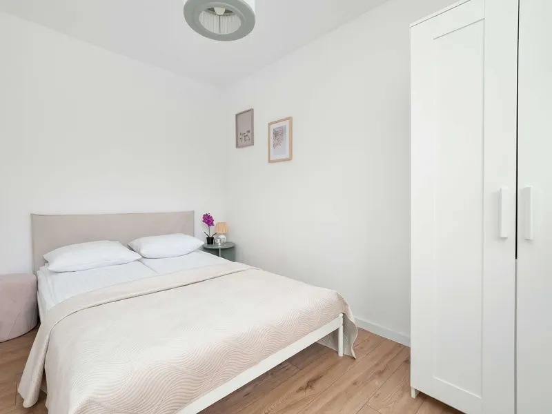 Jasny Apartament w Centrum | Rodzinny Pobyt – zdjęcie 2