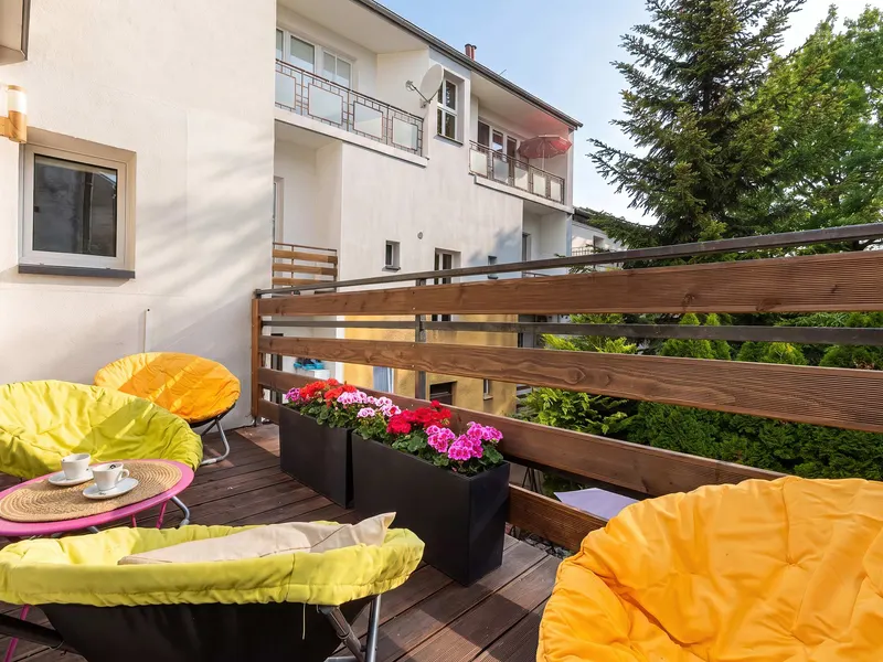 Stilvolles Appartement mit Balkon | Ein Ort zum Arbeiten – Foto 3