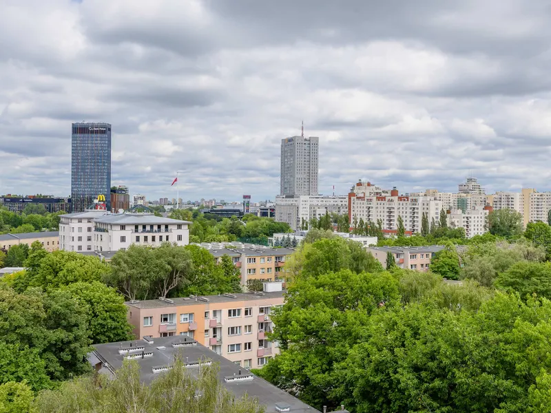 Stylish Two-Bedroom Apartment | Balcony – photo 4