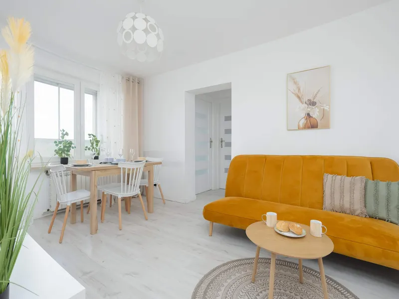 Stylish Two-Bedroom Apartment | Balcony – photo 5