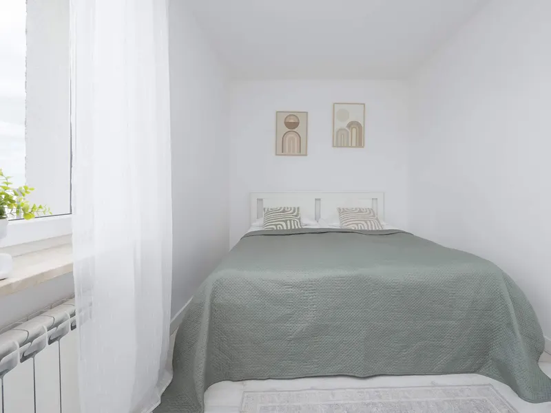 Stylish Two-Bedroom Apartment | Balcony – photo 3