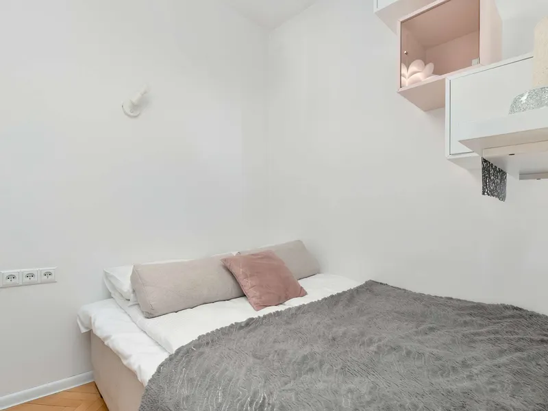 Cozy Apartment with a Balcony | Near Regan Park – photo 2