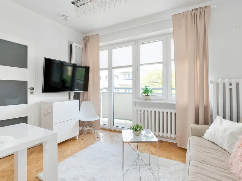 Cozy Apartment with a Balcony | Near Regan Park – photo 4