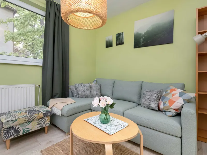 Geräumiges Appartement für 8 Personen | Arbeitsbereich – Foto 4