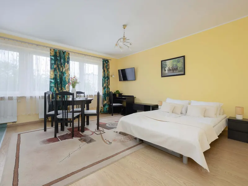 Przytulny Apartament dla 4 Osób | Basen, Kort Tenisowy – zdjęcie 1