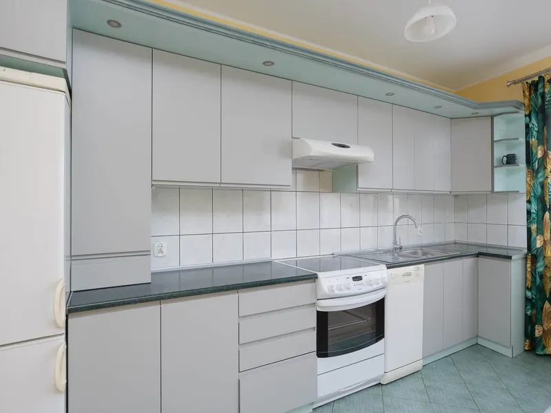 Przytulny Apartament dla 4 Osób | Basen, Kort Tenisowy – zdjęcie 3