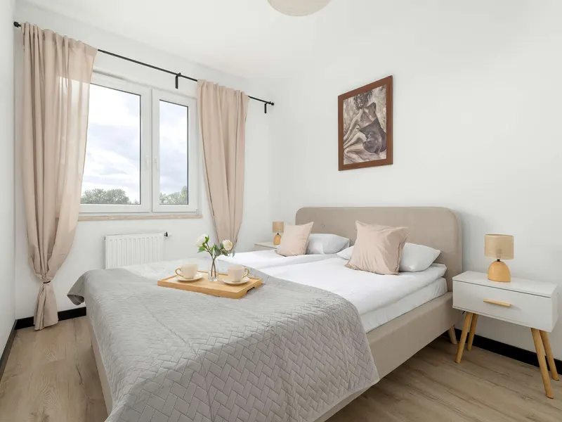 Modernes Appartement mit Balkon | Ein Ort zum Arbeiten – Foto 2