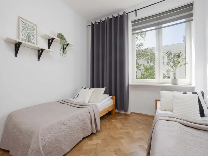 Funktionales Apartment mit Arbeitsbereich | In der Nähe des Rosengartens – Foto 2