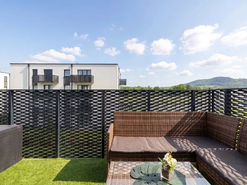 Gemütliches Appartement in den Bergen | Parkplatz & Balkon – Foto 3