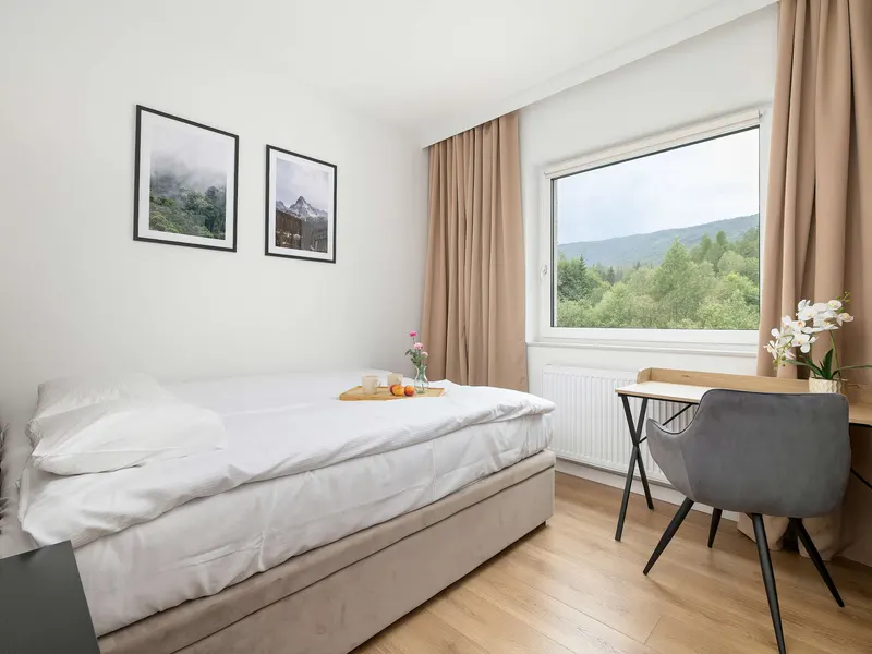 Elegantes Appartement mit Bergblick | Balkon & Parkplatz – Foto 3