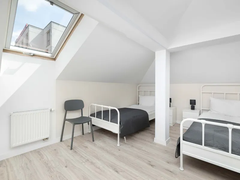 Geräumiges Appartement für 8 Personen | Arbeitsbereich – Foto 5