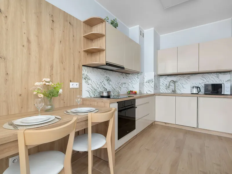 Beige and Pink Apartment | Balcony | Desk – photo 3