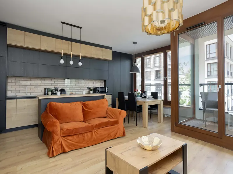 Spacious Apartment with Air Conditioning | Parking | 2 Bedrooms | Desk – photo 1