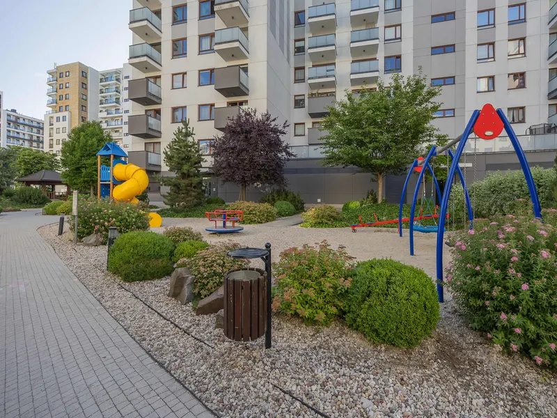 Komfortables Apartment in Warschau für 4 Gäste | Balkon – Foto 4