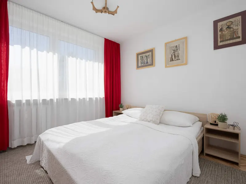 Klimatyczny Apartament z Wanną | Parking | Biurko – zdjęcie 2