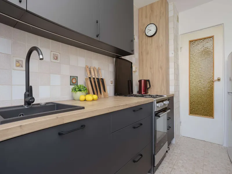 Klimatyczny Apartament z Wanną | Parking | Biurko – zdjęcie 4