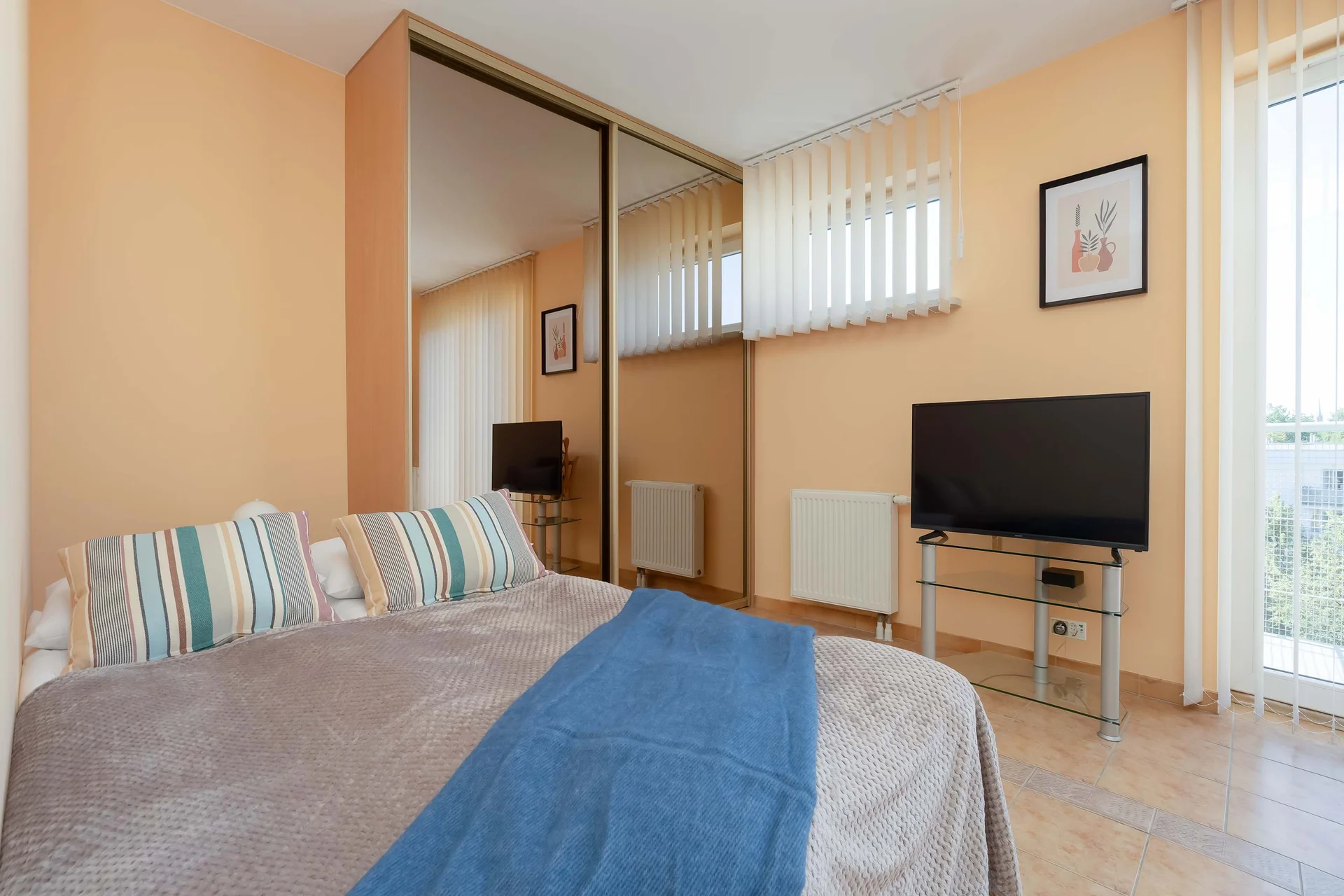 Apartment image
