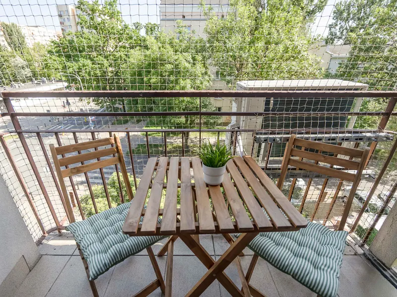 Komfortables Apartment mit Balkon | Arbeitsplatz – Foto 3