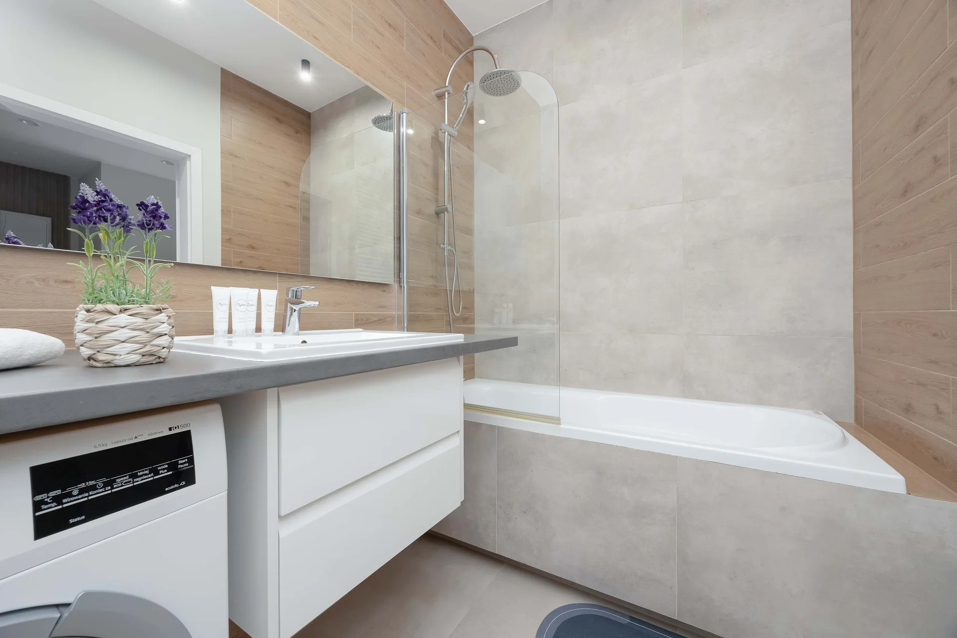 Apartment image