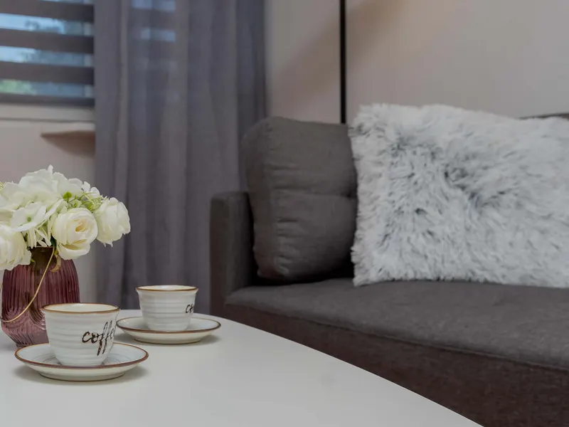 Ein praktisches Appartement mit Balkon | Ein Ort zum Arbeiten – Foto 4
