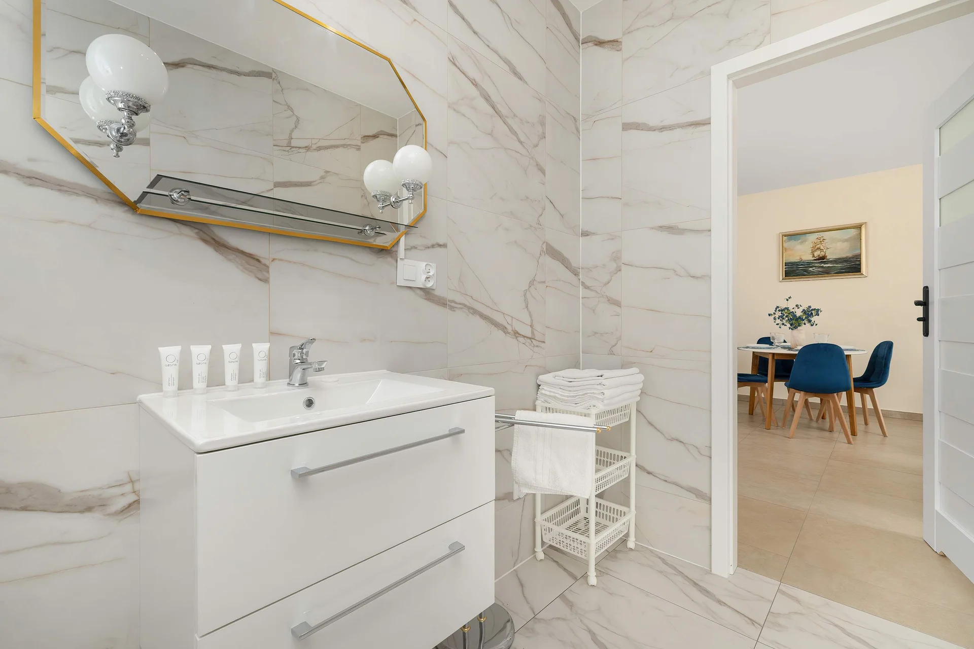 apartment image