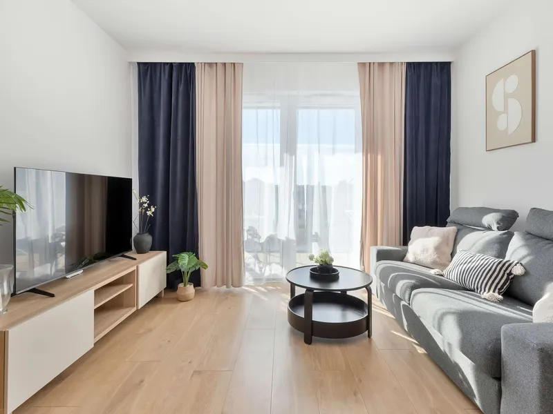 Stilvolles Appartement mit Parkplatz | Balkon | Inmitten der Natur – Foto 5