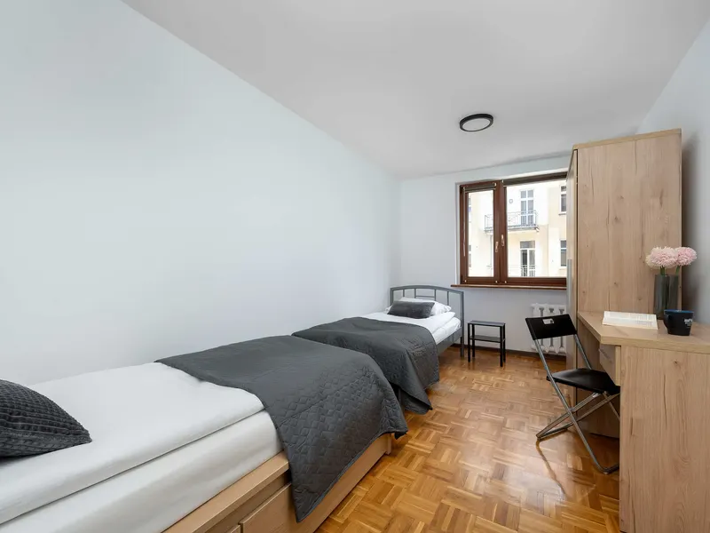 Przestronny Apartament w Centrum | Balkon | Biurko – zdjęcie 2