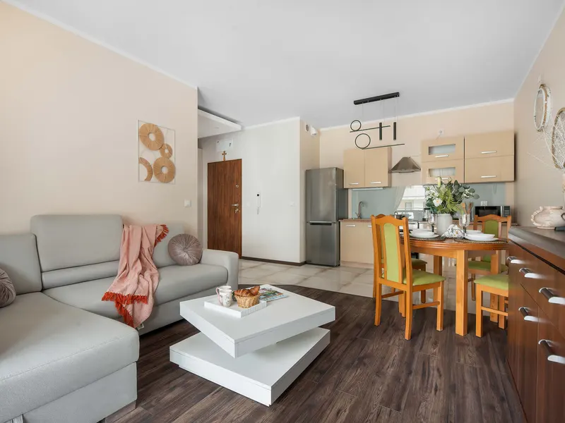 Przestronny Apartament z Balkonem | Parking | 2 Sypialnie – zdjęcie 2