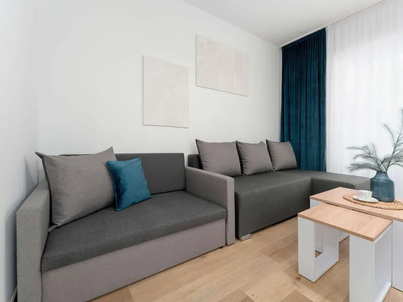 Cozy Studio with a Balcony and Parking yb Noclegi Renters – photo 1