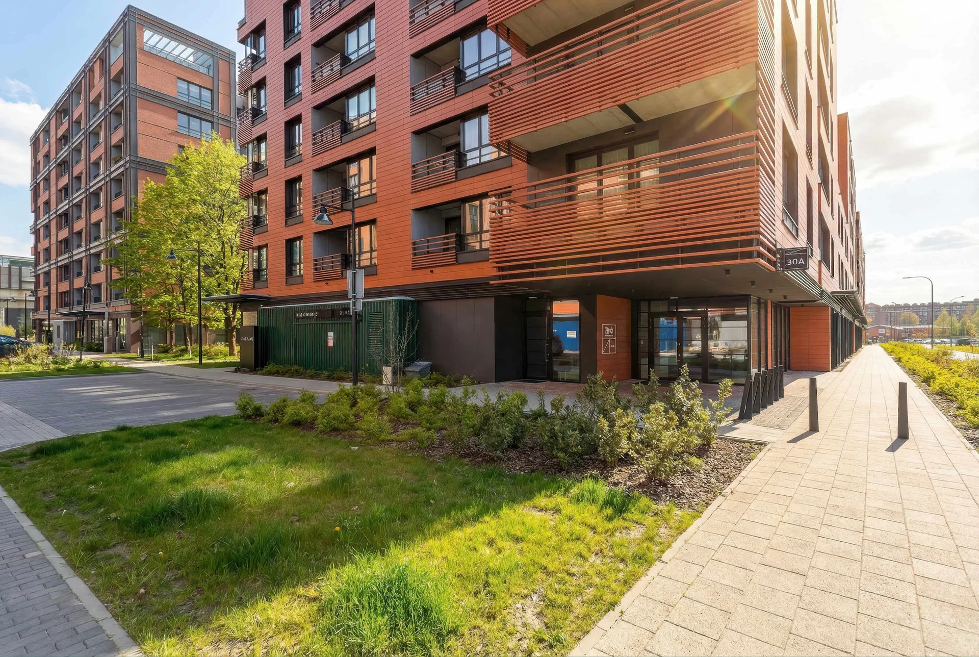 Enjoy easy access to the city's attractions from this well-located building.