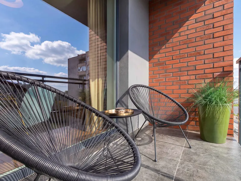 Designer-Wohnung mit Balkon | Parkplatz | In der Nähe der Innenstadt – Foto 5