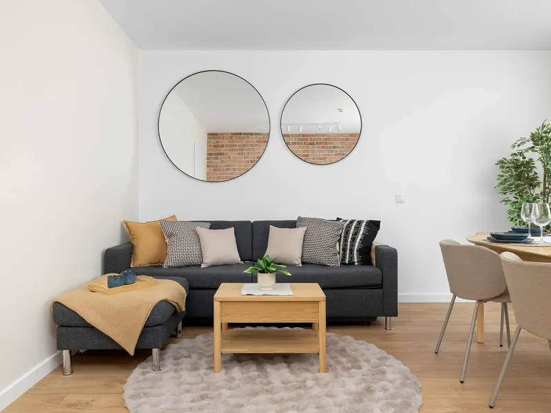 Geräumiges Appartement für die Familie | Balkon | Schreibtisch | 3 Schlafzimmer – Foto 2