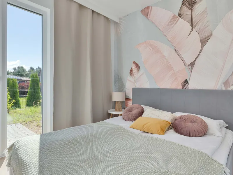 Brown Apartment with Garden | Desk | Parking – photo 2