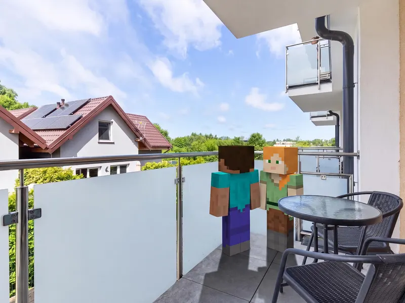 Minecraft-Inspired Apartment | Game Console – photo 3