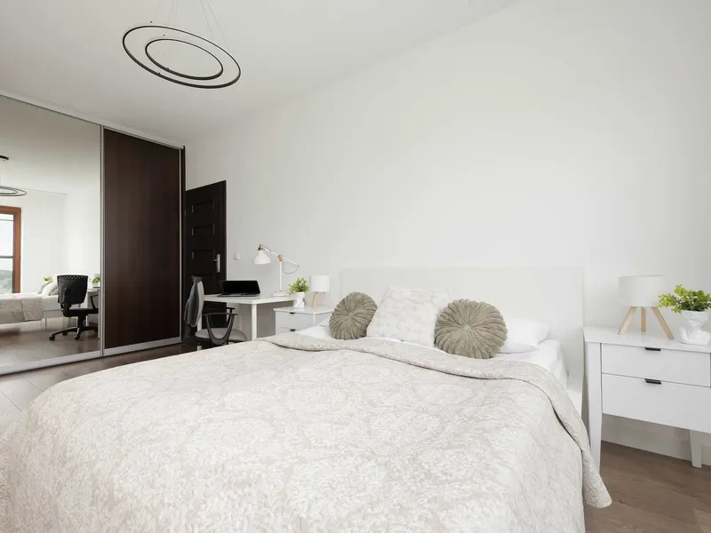 Geräumige Wohnung | Tiefgaragenstellplatz & Balkon – Foto 2