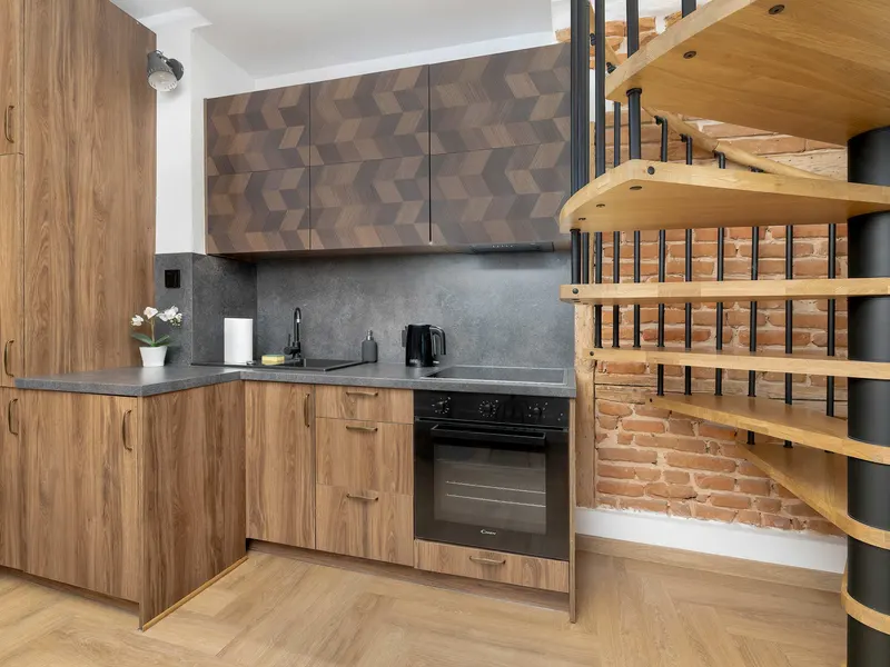 Zweistöckiges Appartement im Stadtzentrum | Klimaanlage | Schreibtisch | Haustiere erlaubt – Foto 3