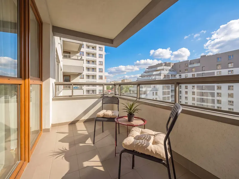 Stilvolle Wohnung mit Balkon | Arbeitsbereich – Foto 4