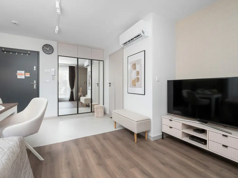 Cozy Studio with a Balcony Air Conditioning Downtown – photo 5