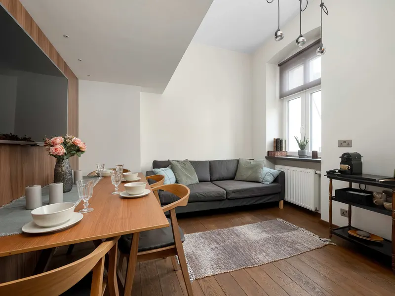 Cozy Apartment near the Market Square by Noclegi Renters – photo 1