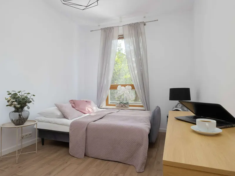 Comfortable Apartment with a Balcony Near the Airport – photo 2