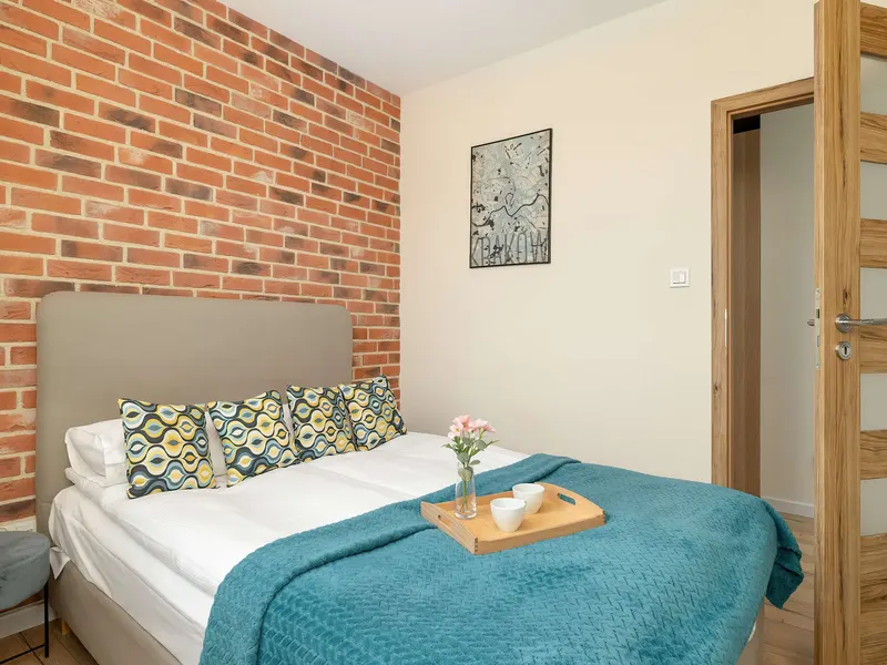 Familienwohnung mit Balkon | Tiefgarage – Foto 2