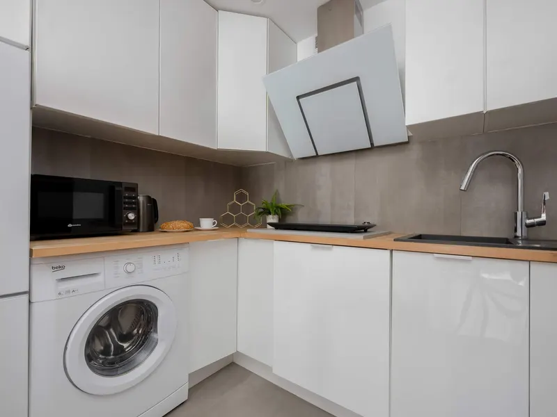 Przytulny Apartament z Biurkiem | Park Potulickich – zdjęcie 3