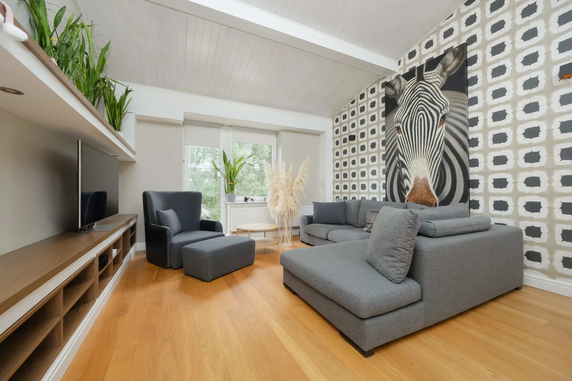 Apartment image